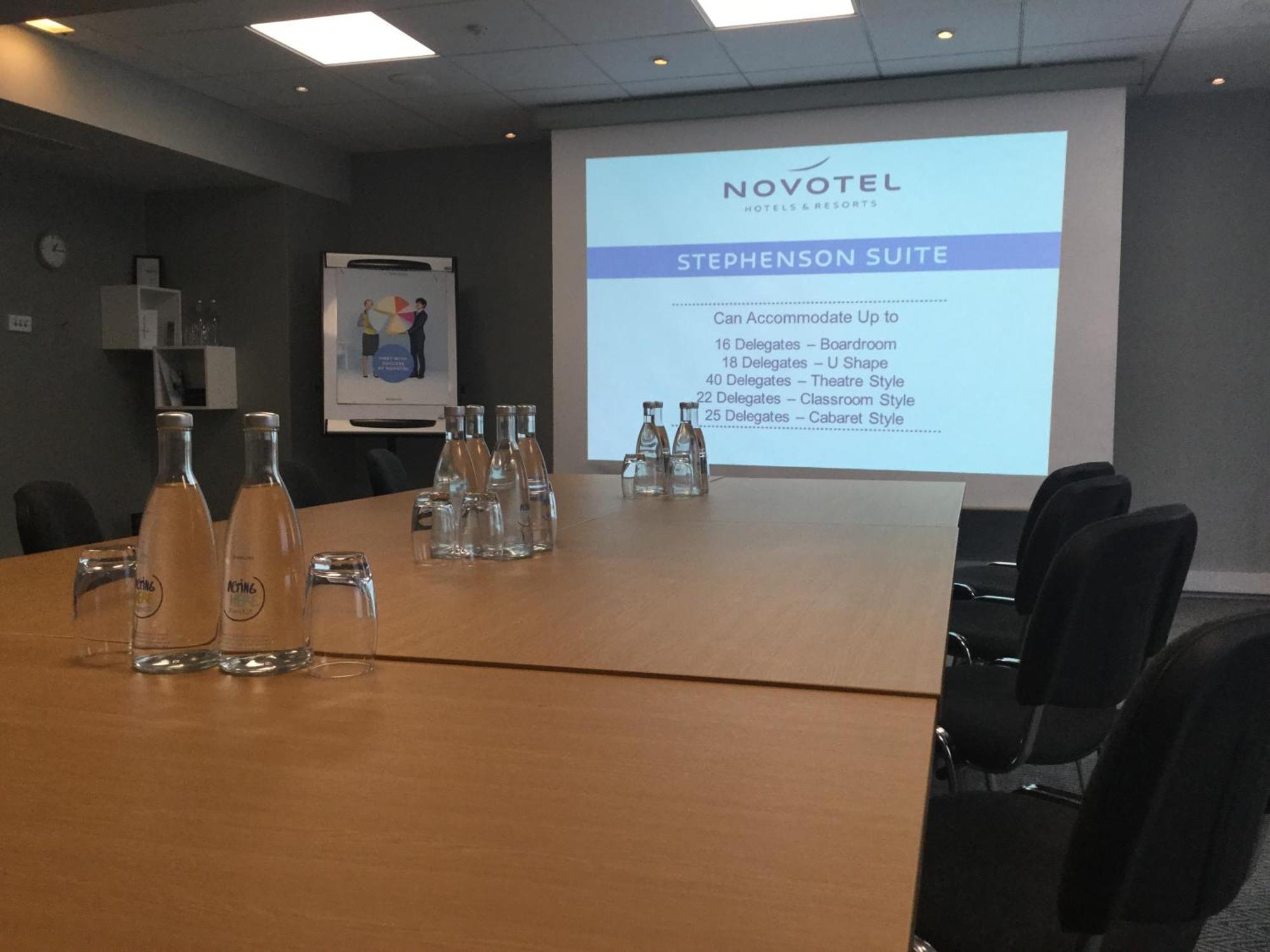 Novotel Manchester West Worsley Exterior foto