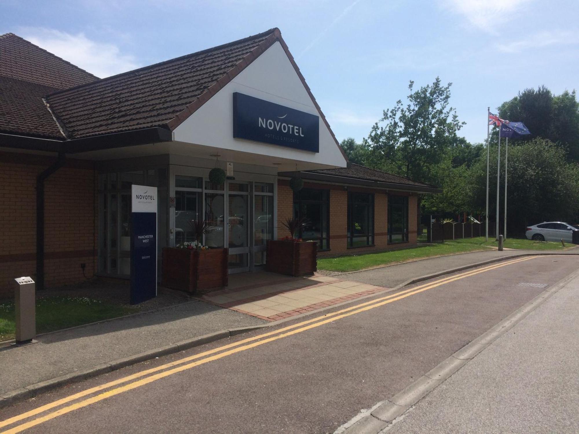 Novotel Manchester West Worsley Exterior foto